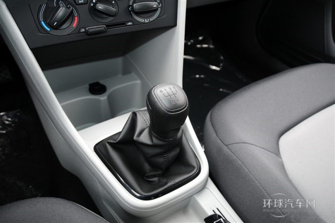 2015款 1.4L 手動樂選型