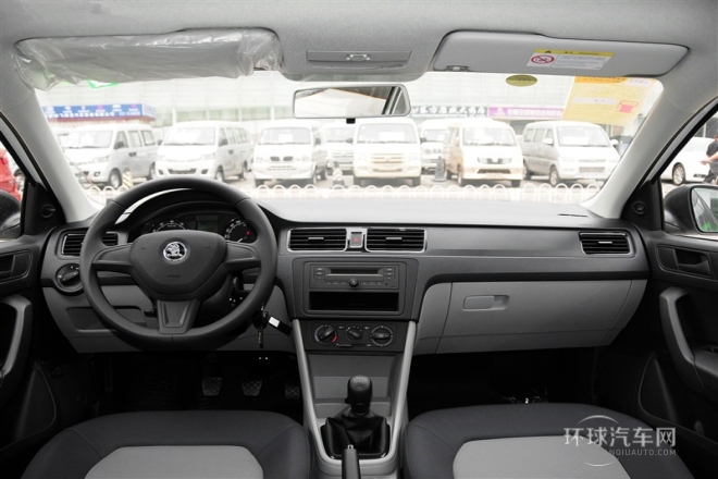 2015款 1.4L 手動樂選型