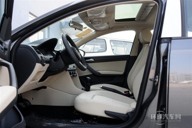 2015款 1.4L 手動智選型