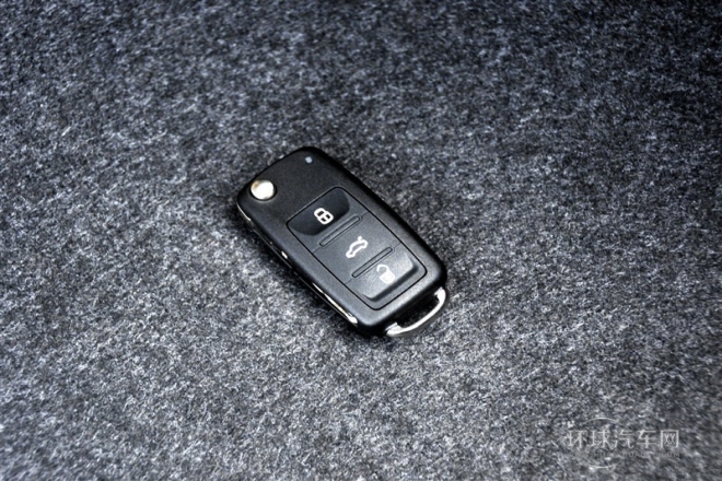 2015款 1.6L 自動樂選型