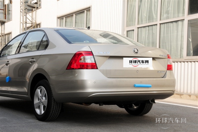 2015款 1.6L 手動智選型