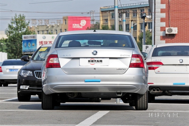 2015款 1.6L 自動智選型
