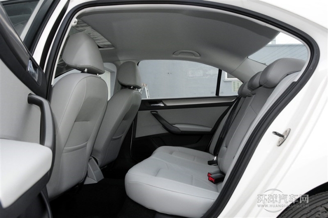 2015款 1.6L 手動(dòng)優(yōu)選型