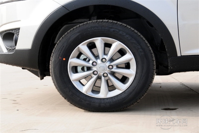 2015款 2.0L 兩驅手動致純版