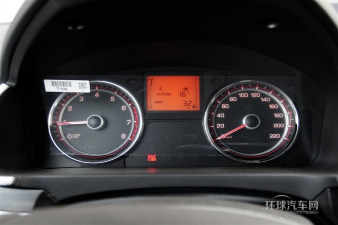 2015款 2.0L 兩驅手動致純版