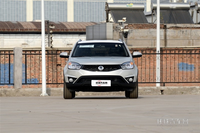 2015款 2.0L 兩驅手動致純版