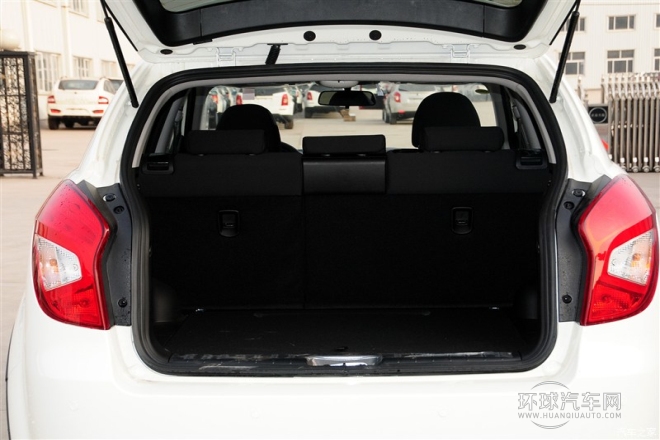 2015款 2.0L 兩驅(qū)自動致享版