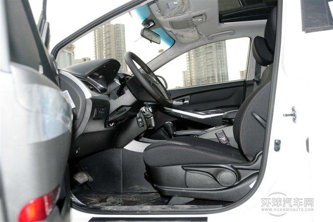 2015款 2.0L 兩驅(qū)自動(dòng)致享版