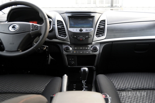 2015款 2.0L 兩驅自動致享版