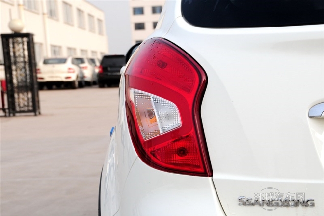 2015款 2.0L 兩驅自動致享版