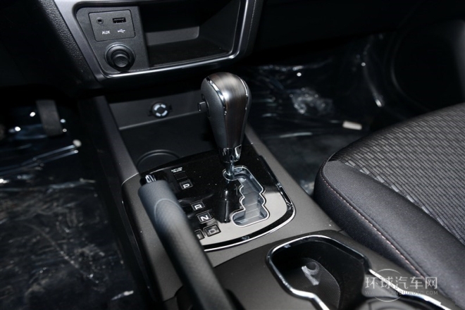 2015款 2.0L 四驅自動致純版