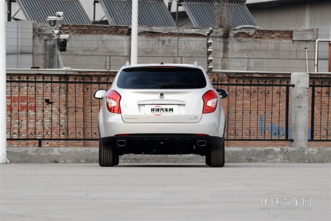 2015款 2.0L 四驅自動致純版