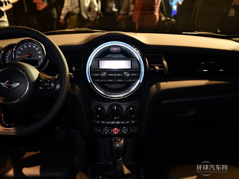 2015款 2.0T COOPER S 手動