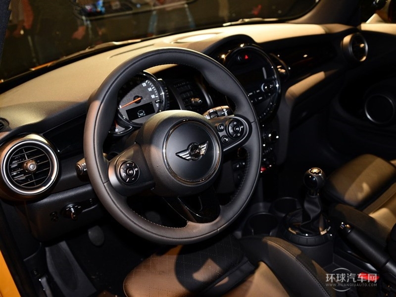 2015款 2.0T COOPER S 手動