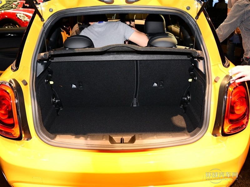 2015款 2.0T COOPER S 手動