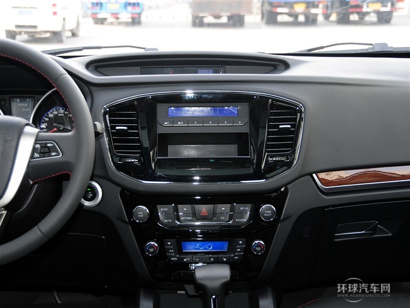 2015款 運動版 2.0L 自動尊享型