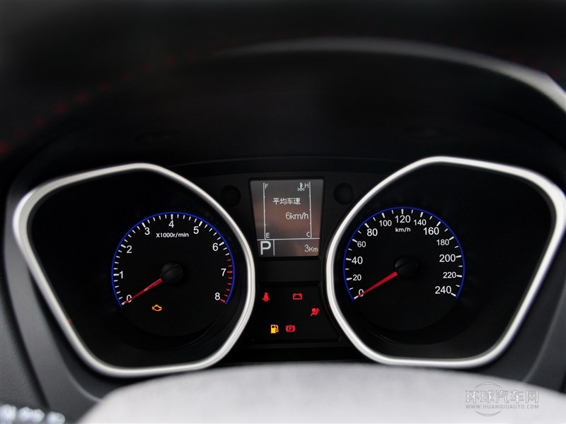 2015款 運動版 2.0L 自動尊享型