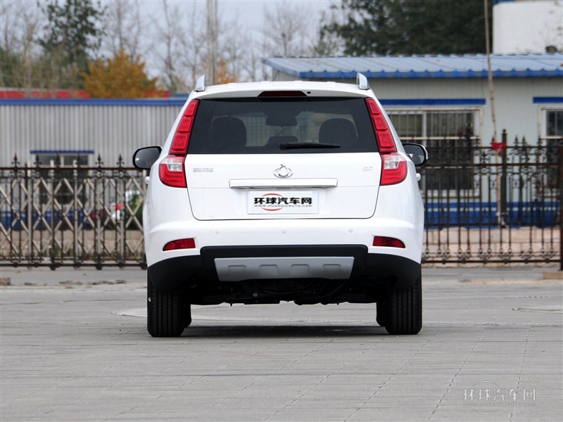 2015款 運(yùn)動(dòng)版 2.0L 自動(dòng)尊享型