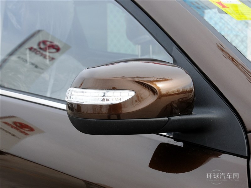 2015款 運動版 2.0L 自動尊貴型