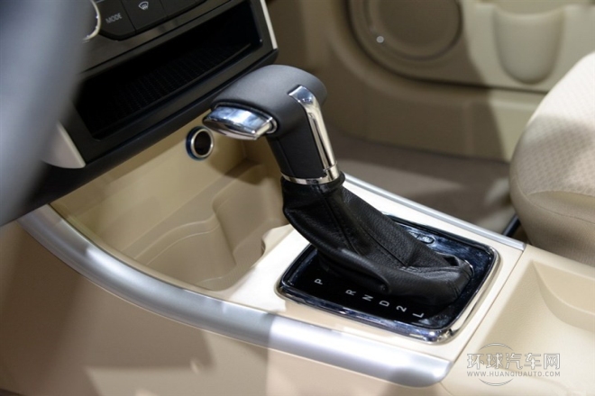 2015款 兩廂 1.5L 自動樂尚版