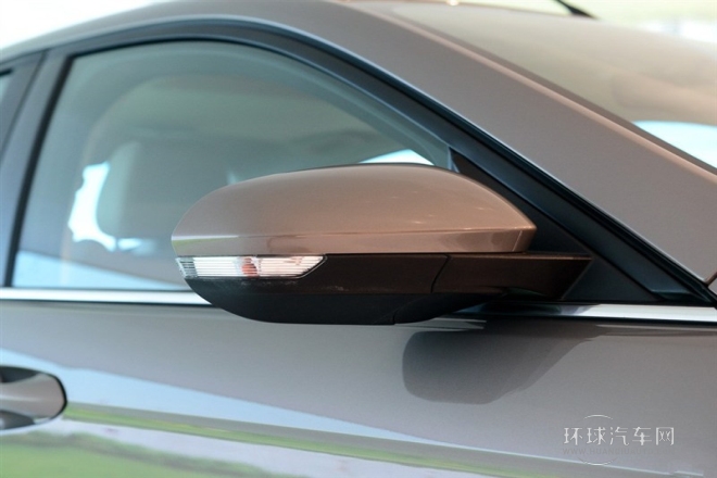 2015款 1.5L 手動時尚型