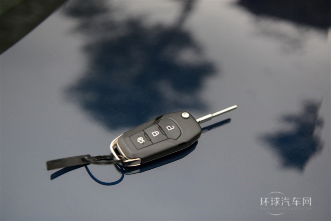 2015款 1.5L 自動(dòng)舒適型