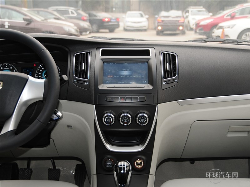 2015款 1.5L 5MT 精英型