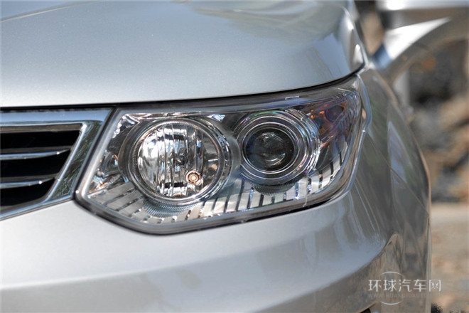 2015款 1.5L 手動(dòng)金鉆型