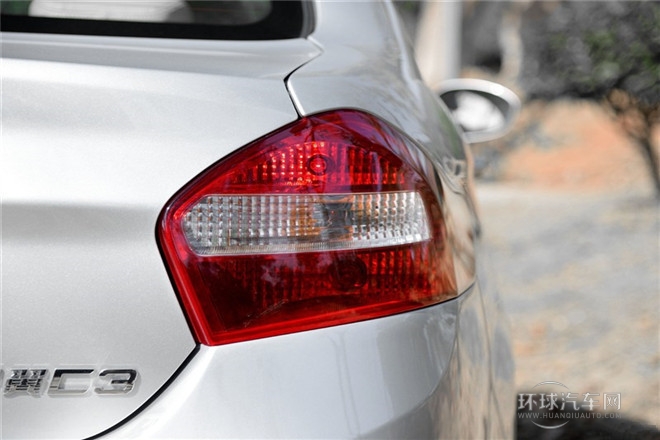 2015款 1.5L 手動金鉆型