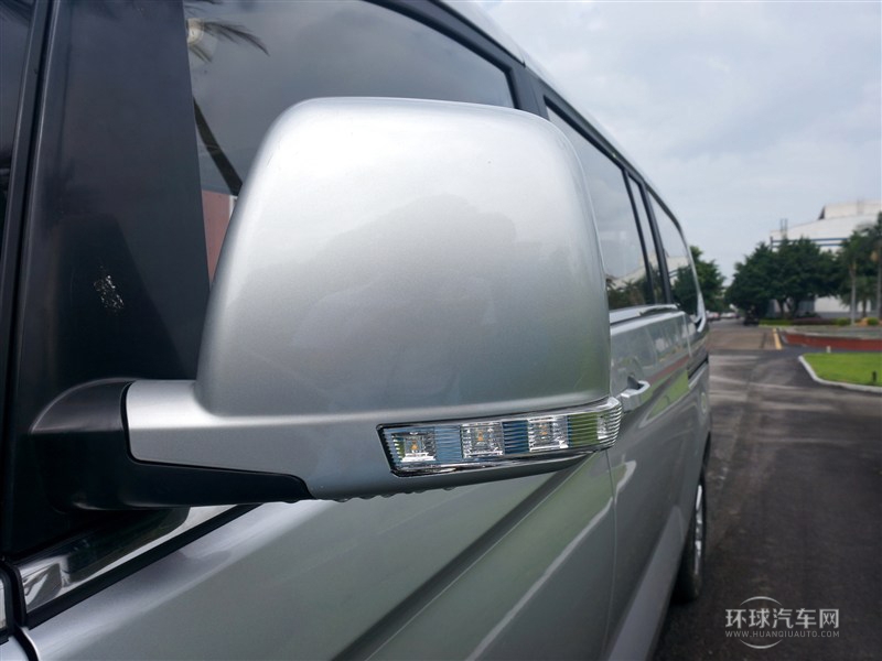 2015款 1.8L 豪華型