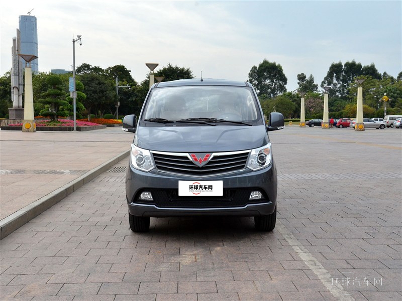 2015款 1.8L 豪華型