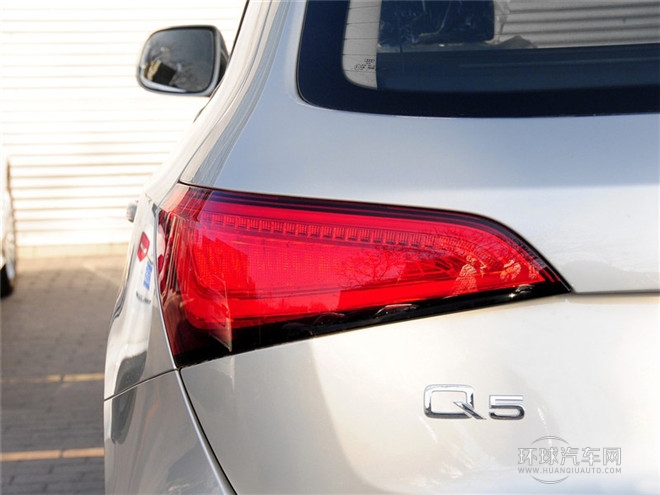 2015款 40 TFSI 進(jìn)取型