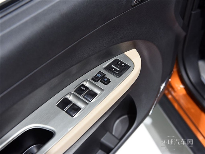 2015款 1.5L 尊享型