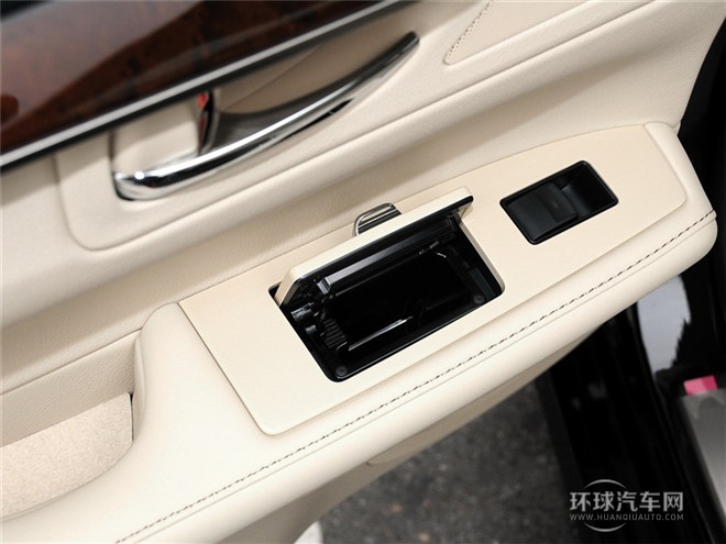 2014款 350 尊貴版