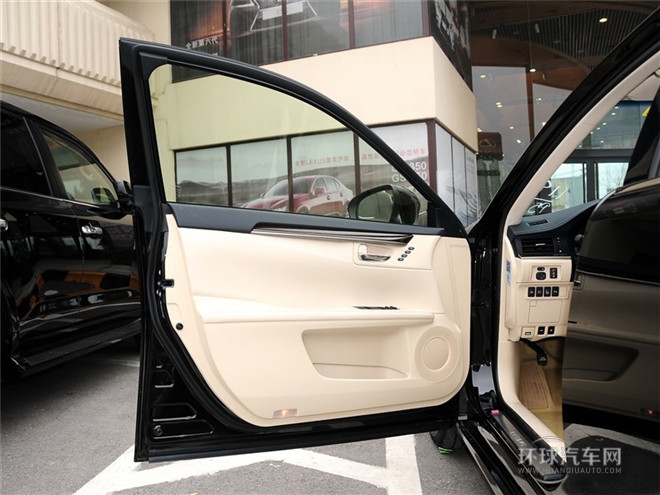 2014款 350 尊貴版