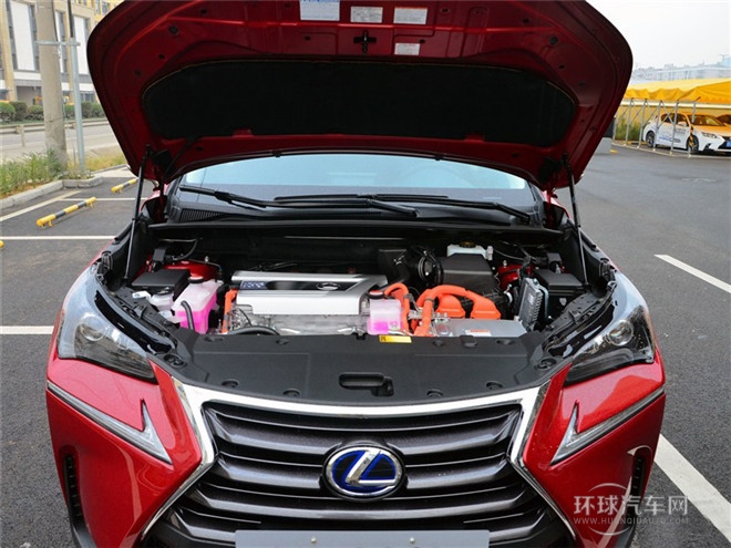 2015款 300h 前驅 鋒尚版