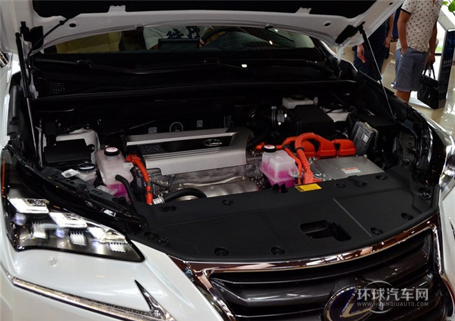 2015款 300h 全驅 鋒芒版