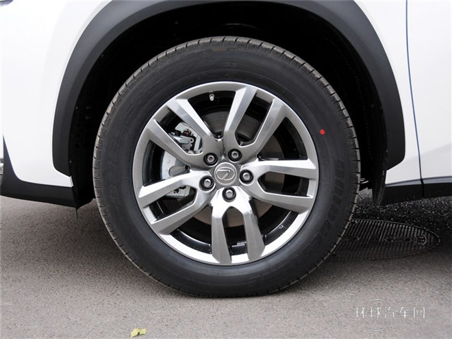 2015款 300h 全驅 鋒致版