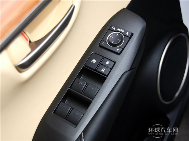 2015款 300h 全驅(qū) 鋒致版