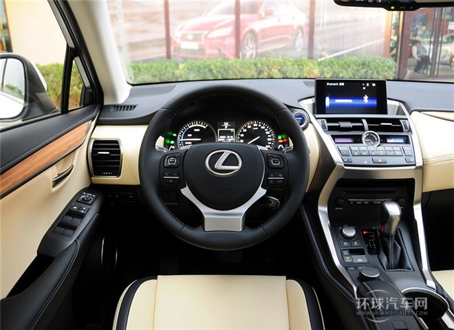 2015款 300h 全驅 鋒致版