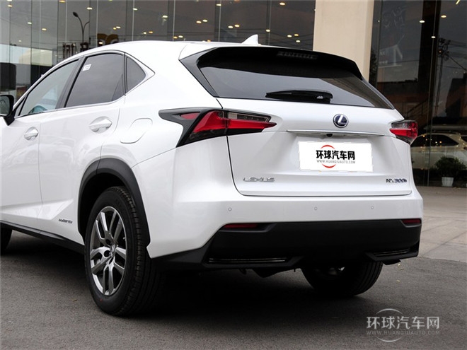 2015款 300h 全驅 鋒致版