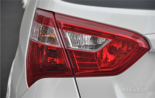 2014款 兩廂 1.4L 手動(dòng)夢(mèng)想型