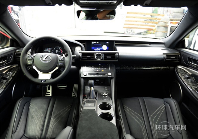 2015款 F 5.0L 碳纖維版