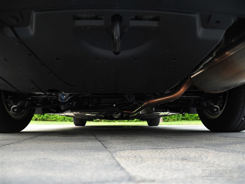 2015款 2.0L 尊貴版