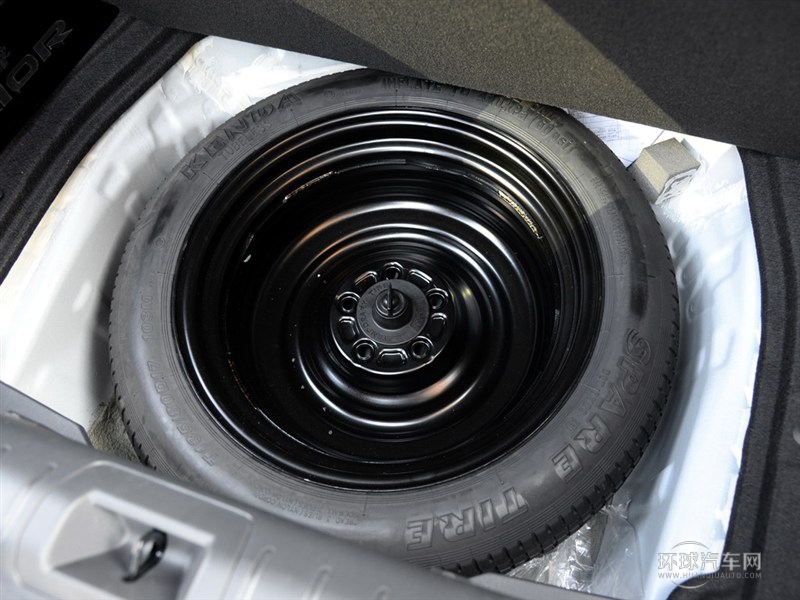 2015款 2.4L 尊貴版