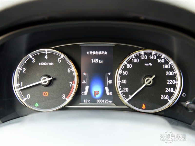 2015款 2.4L 尊貴版