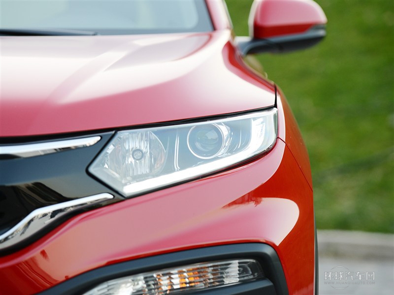 2015款 1.8L VTi CVT豪華版