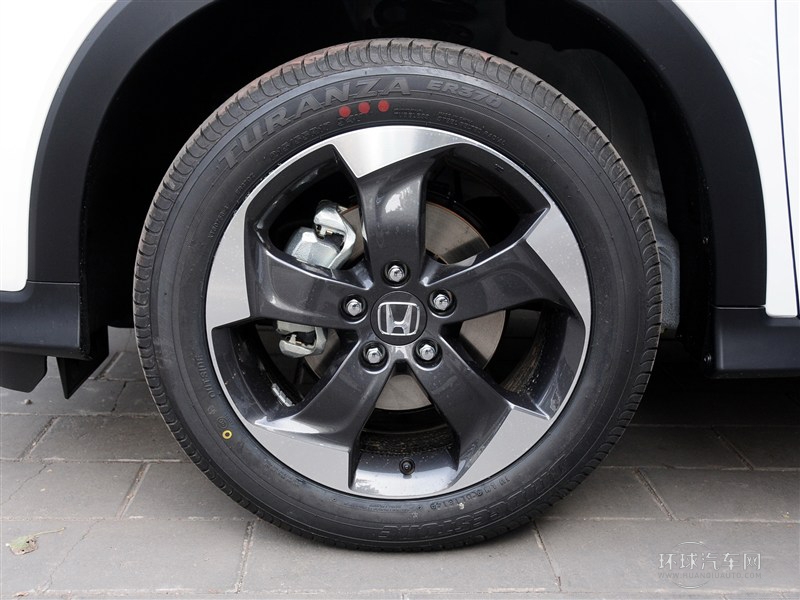 2015款 1.8L CVT兩驅豪華型