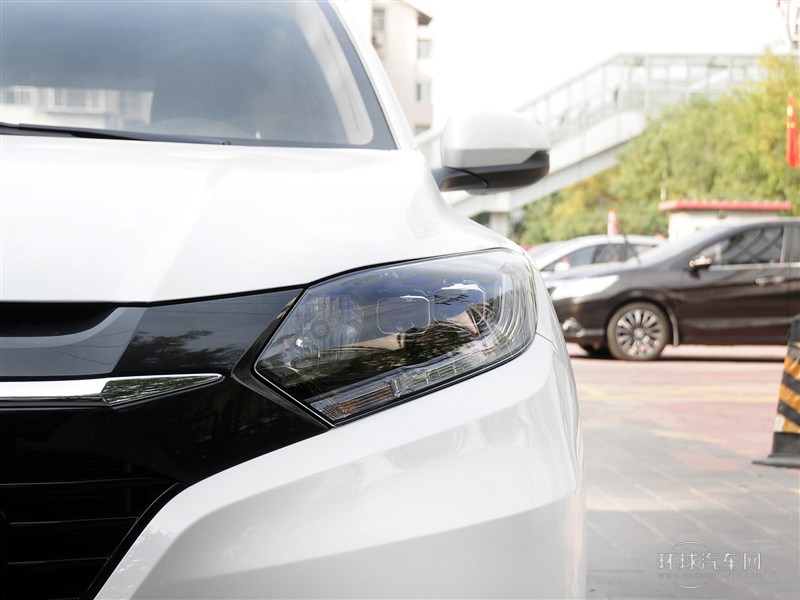 2015款 1.8L CVT兩驅豪華型