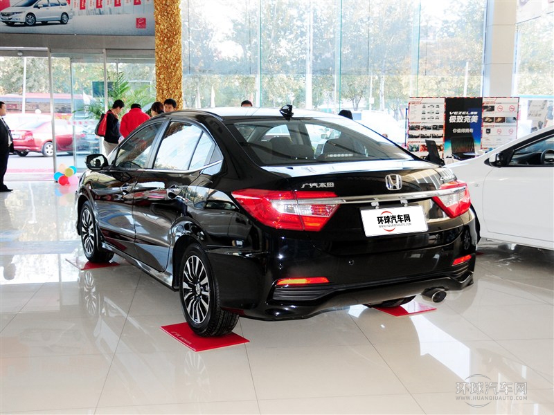 2015款 1.8L 自動豪華版